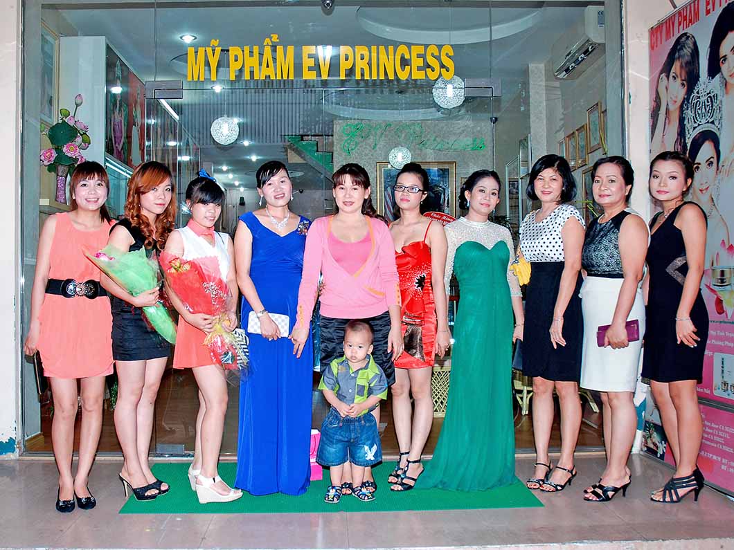 ev princess hoi nghi khach hang 2013