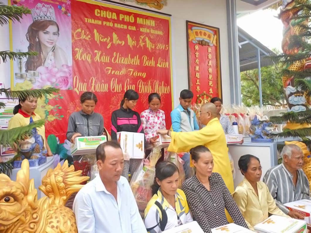 hoa hau bich lien tang 500 phan qua tet 2015