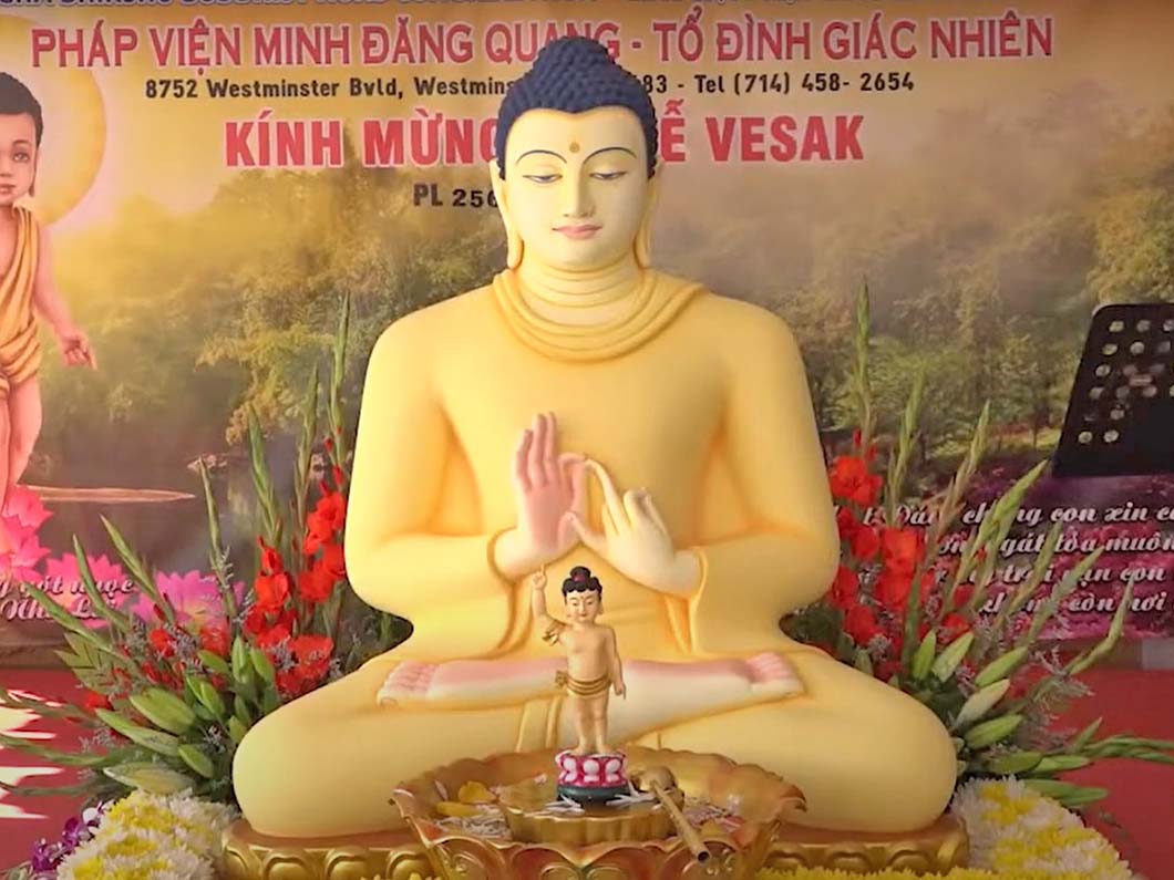 to dinh giac nhien kinh mung dai le vesak 2022